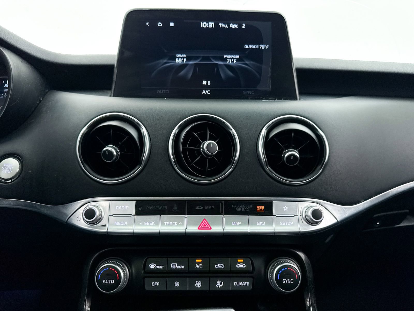 Used 2018 Kia Stinger Premium image 27