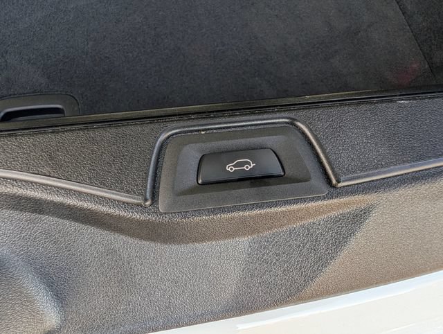 Used 2024 BMW X5 sDrive40i w/ Parking Assistance Package RWD image 11