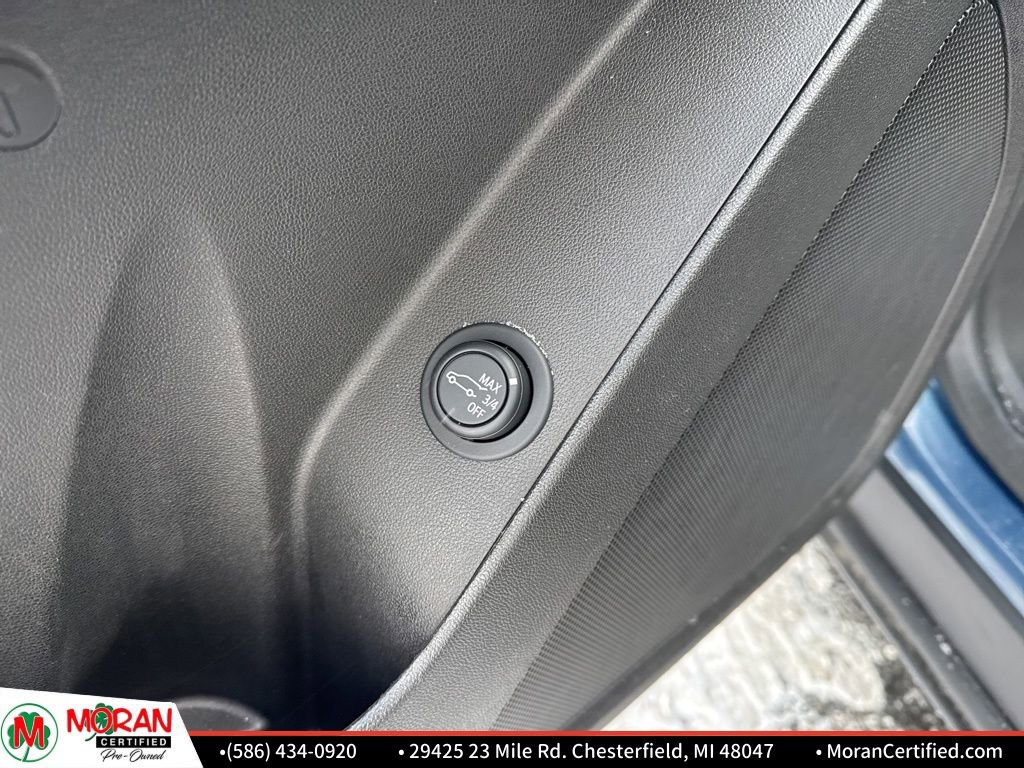 Used 2024 Chevrolet Equinox LT image 11