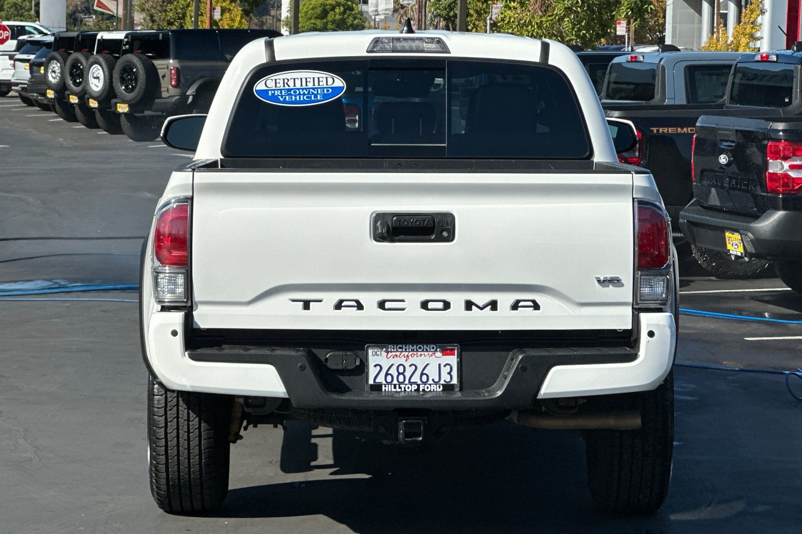 Used 2021 Toyota Tacoma TRD Off-Road w/ Technology Package AWD/4WD image 7