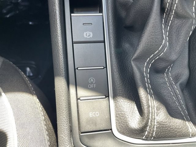 Used 2025 Volkswagen Jetta Sport FWD image 16