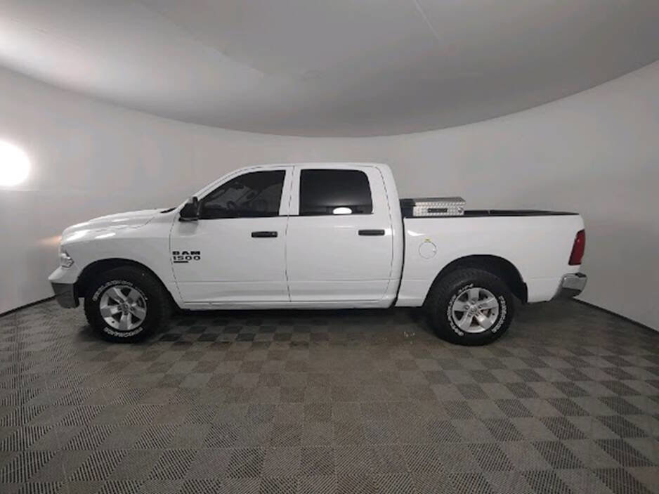 Used 2022 RAM 1500 Tradesman w/ Chrome Appearance Group image 2