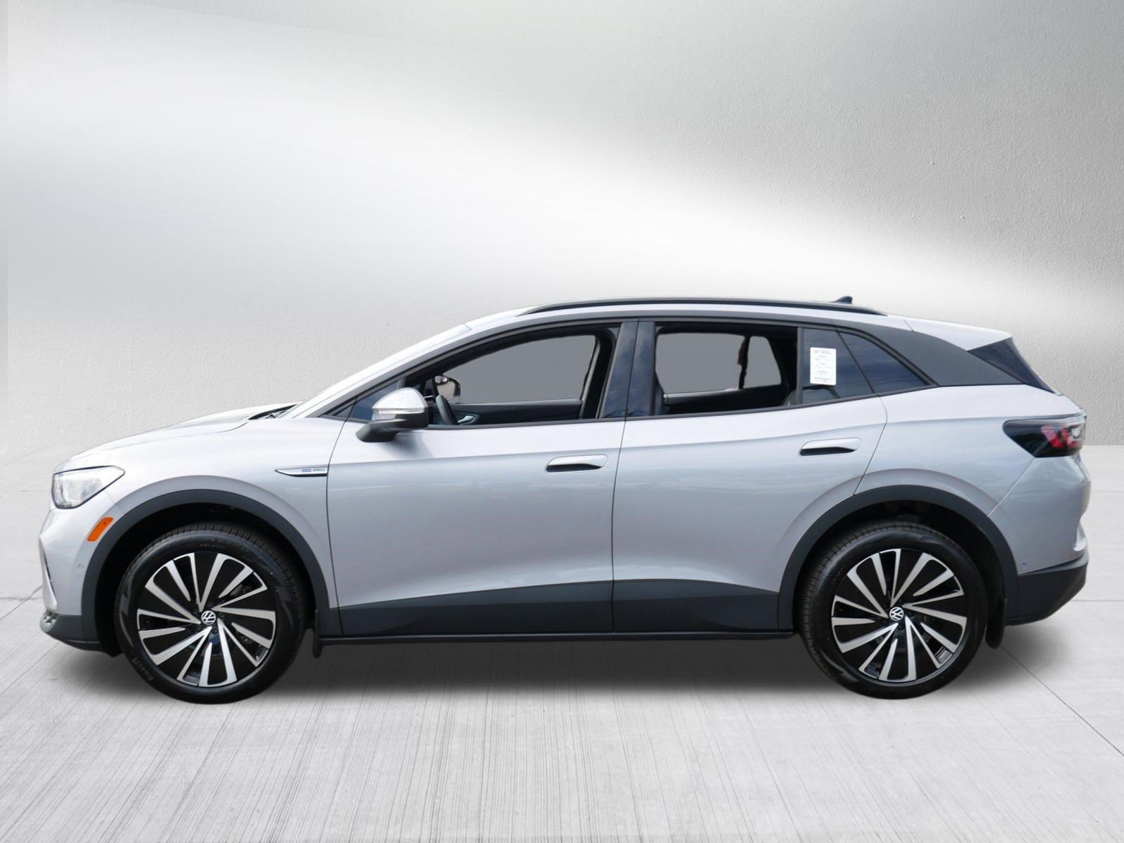 Certified 2025 Volkswagen ID.4 Pro AWD/4WD image 4