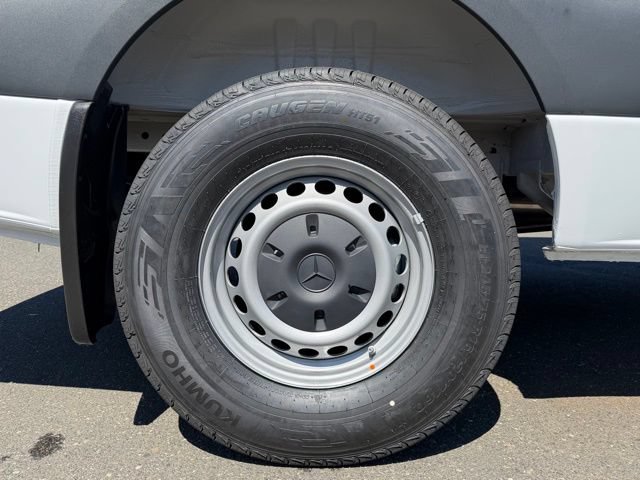 New 2026 Mercedes-Benz Sprinter 2500 image 10