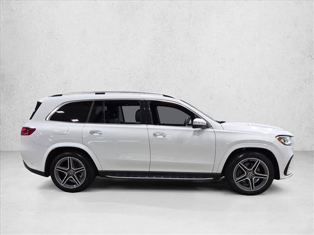 Used 2024 Mercedes-Benz GLS 450 4MATIC w/ AMG Line Exterior image 4