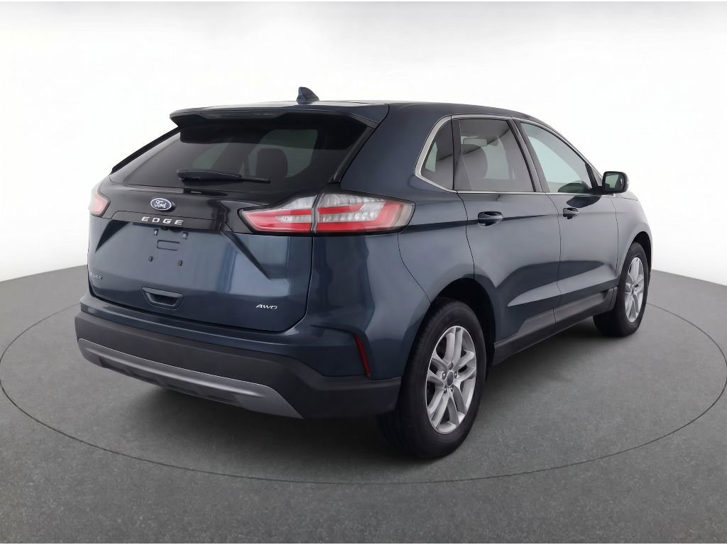Used 2024 Ford Edge SEL w/ Convenience Package AWD/4WD image 4