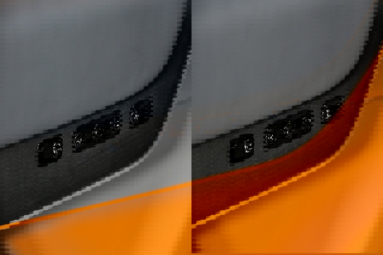 Used 2025 Rolls-Royce Cullinan image 19