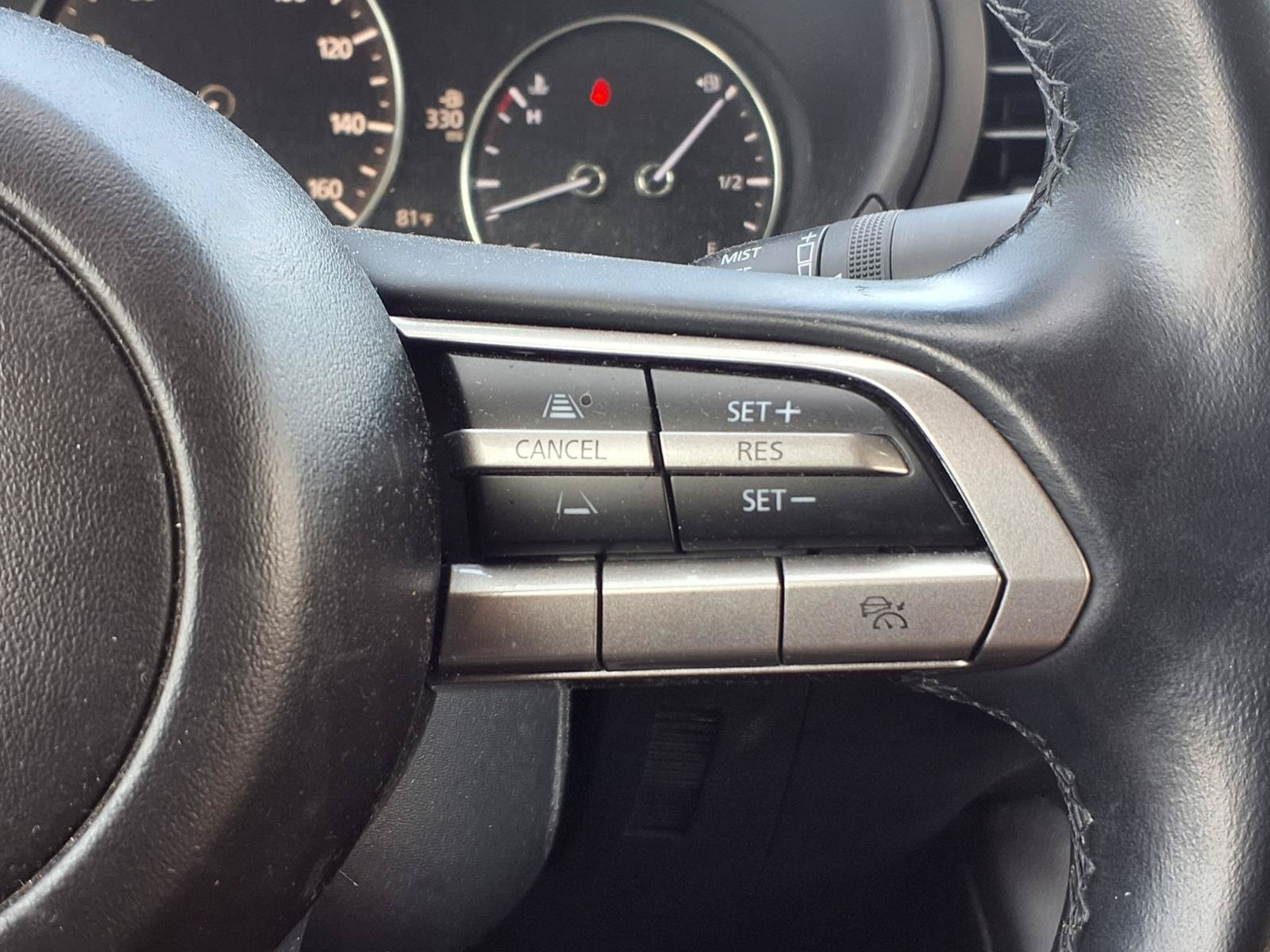 Used 2023 MAZDA MAZDA3 s FWD image 17