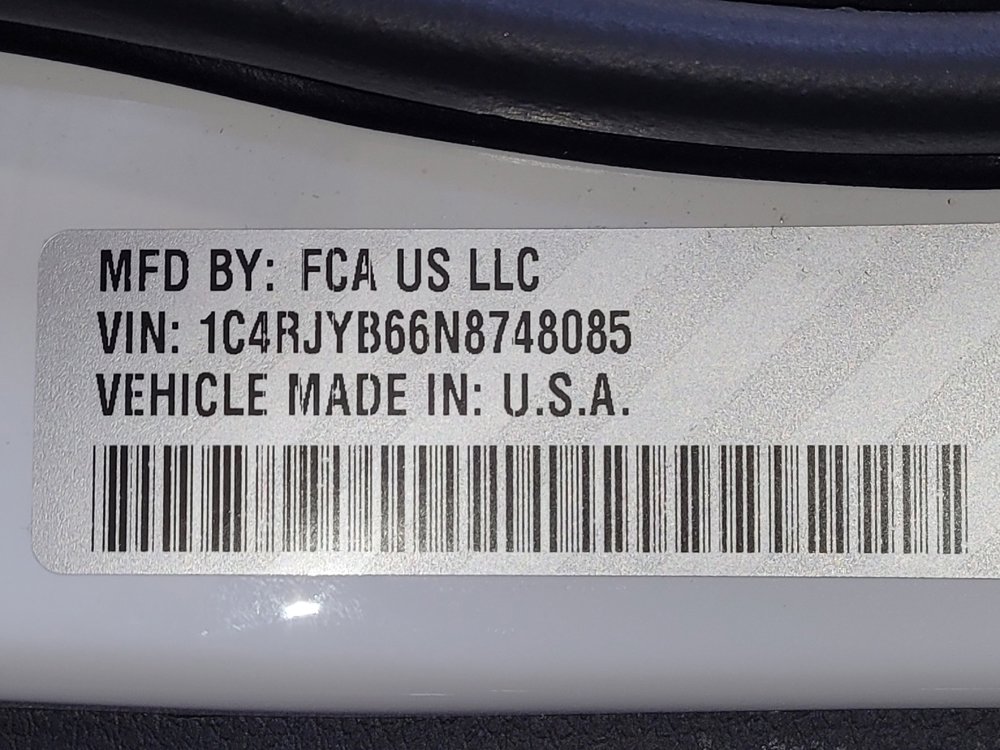 Used 2022 Jeep Grand Cherokee Limited 4xe w/ Luxury Tech Group II image 33
