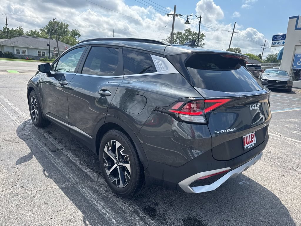 Used 2025 Kia Sportage EX w/ Premium Package FWD image 5