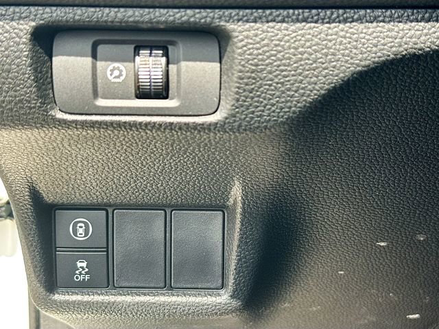 Used 2023 Honda Civic LX image 9