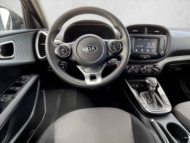 Used 2020 Kia Soul LX FWD image 4