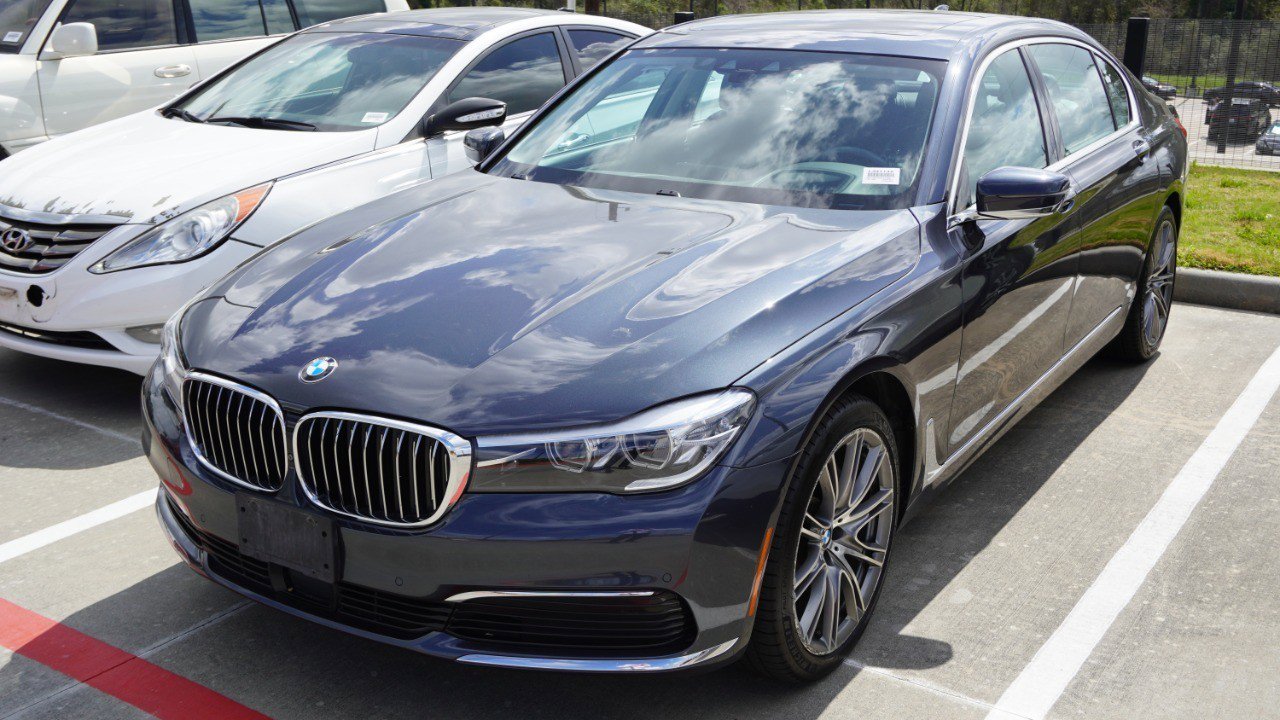 Used 2019 BMW 740i xDrive w/ Executive Package image 1