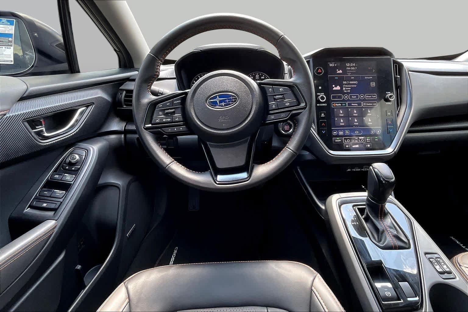 Used 2025 Subaru Crosstrek 2.5i Limited AWD/4WD image 11