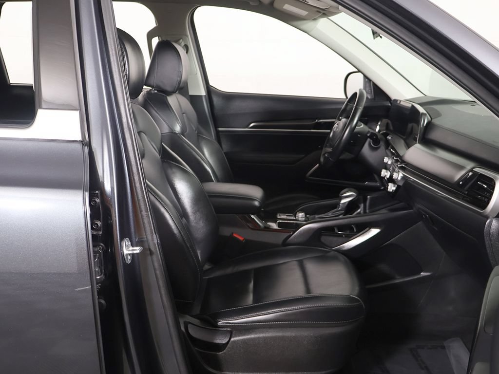Used 2023 Kia Telluride LX AWD/4WD image 26