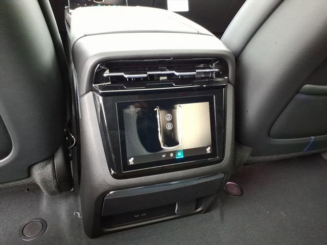 New 2026 Cadillac Escalade IQL Sport 1 w/ LPO, ONYX Package AWD/4WD image 15