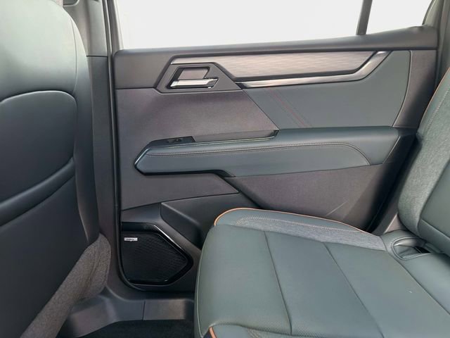New 2026 GMC Acadia AT4 AWD/4WD image 14