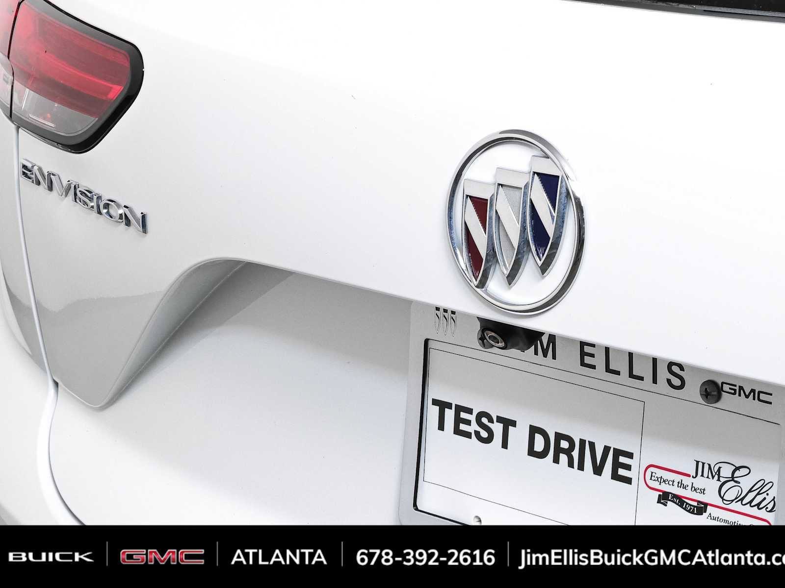 Certified 2022 Buick Envision Essence w/ Technology Package I FWD image 38