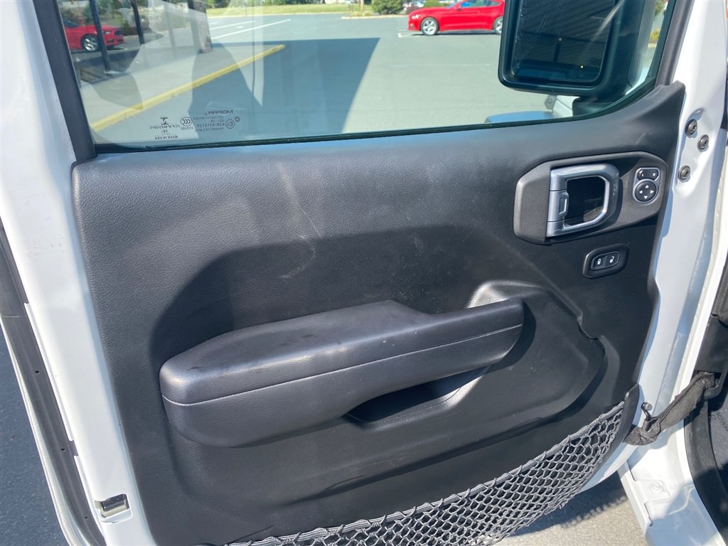 Used 2019 Jeep Wrangler Unlimited Sport S AWD/4WD image 9