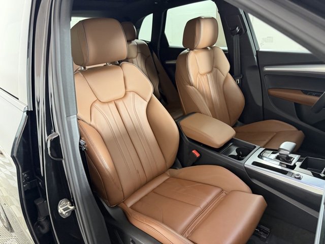 Certified 2025 Audi Q5 2.0T Premium image 24
