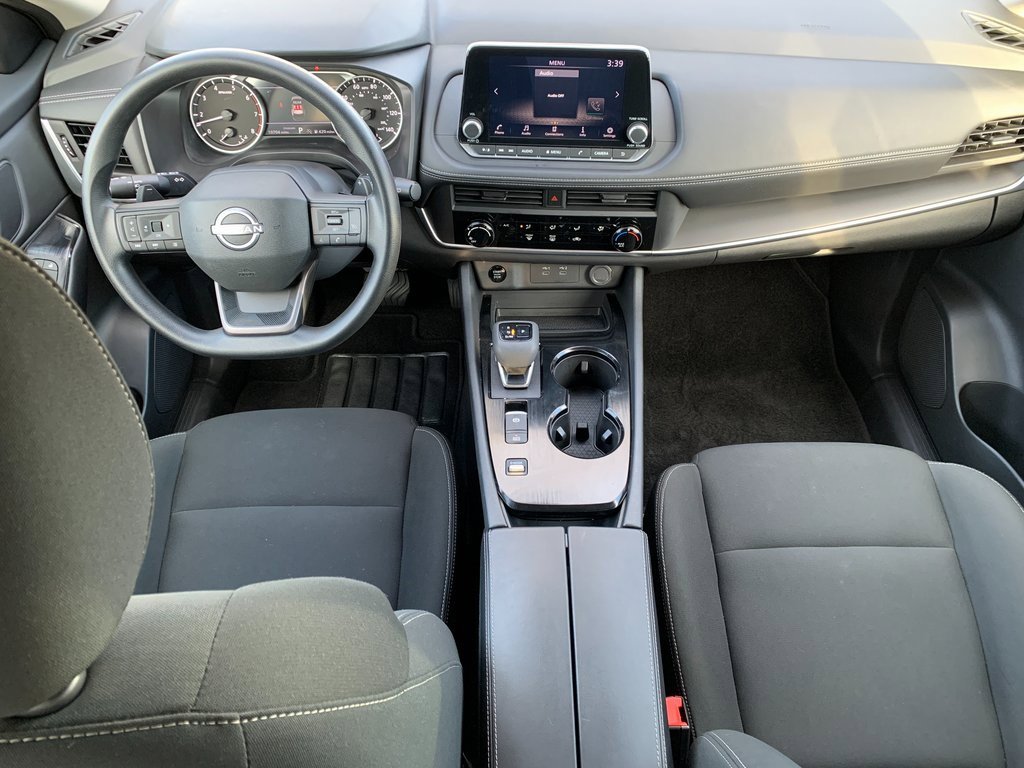 Used 2025 Nissan Rogue S image 14