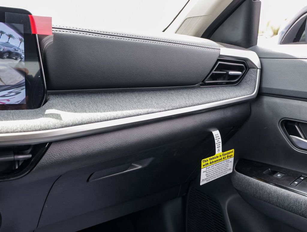 New 2026 Nissan Kicks SV FWD image 28