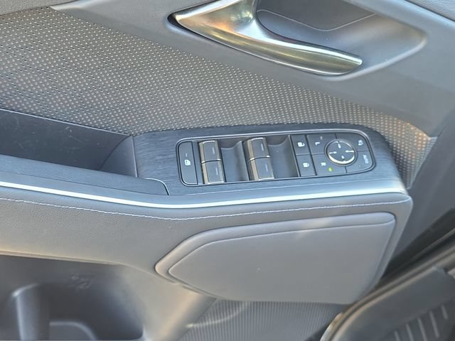 Used 2024 Lexus GX 550 w/ Accessory Package (2T) AWD/4WD image 32