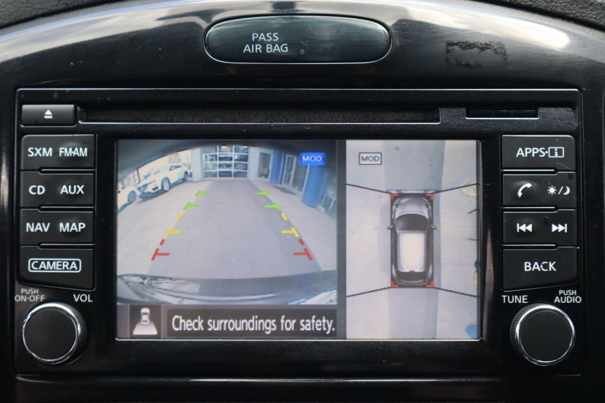 Used 2015 Nissan Juke SV w/ Technology Package AWD/4WD image 19