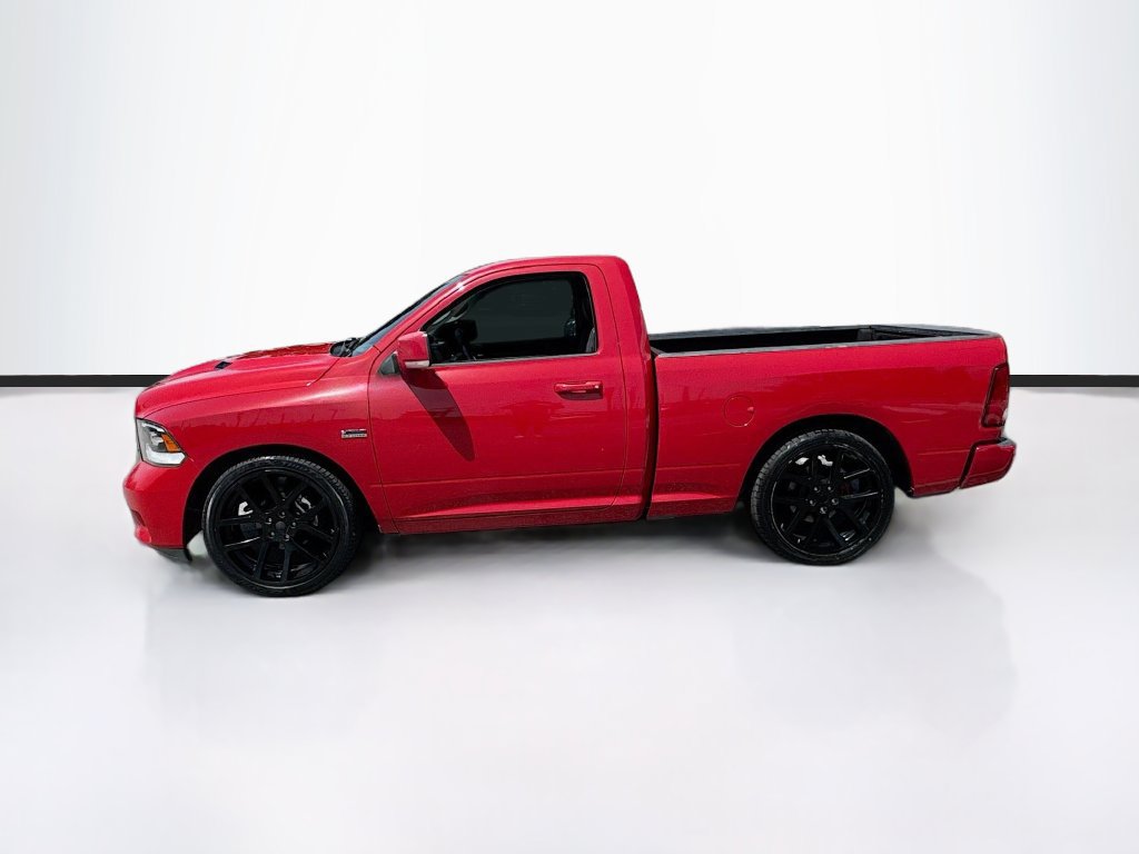 Used 2011 RAM 1500 R/T w/ Remote Start & Security Group RWD image 4