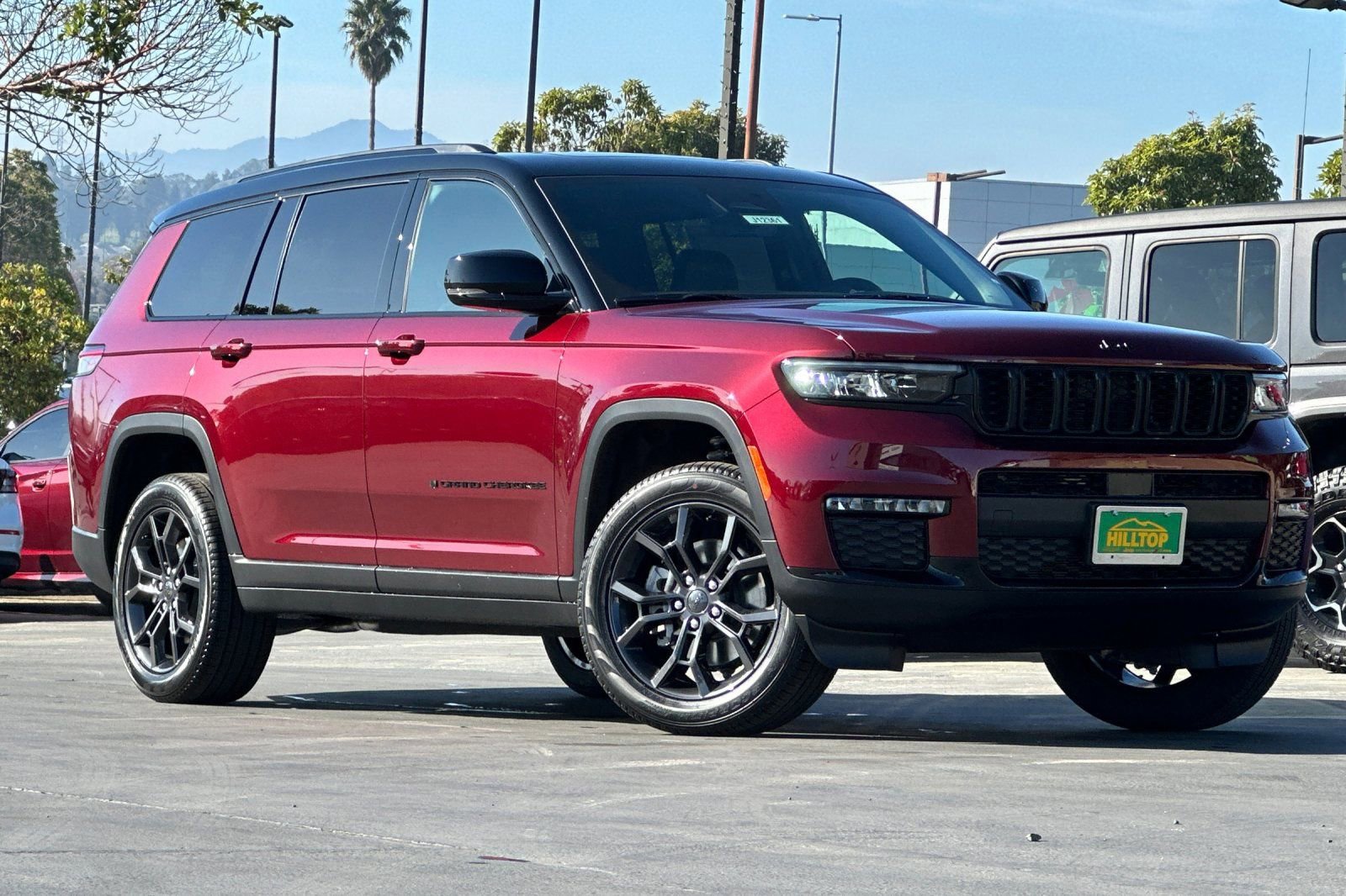 New 2025 Jeep Grand Cherokee L Limited w/ Trailer Tow Package image 2