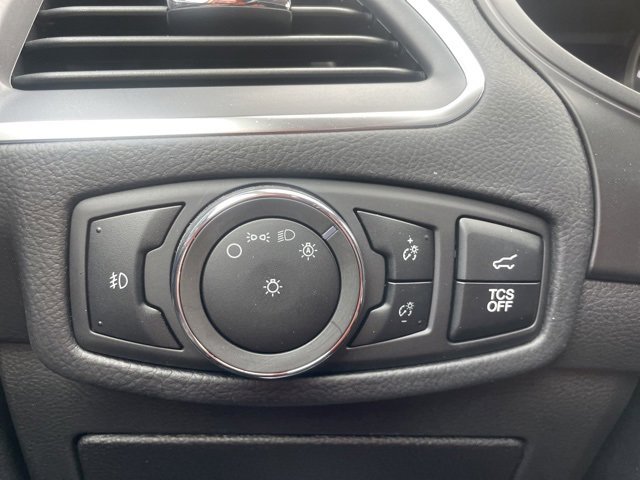 Certified 2024 Ford Edge Titanium w/ Equipment Group 301A image 20