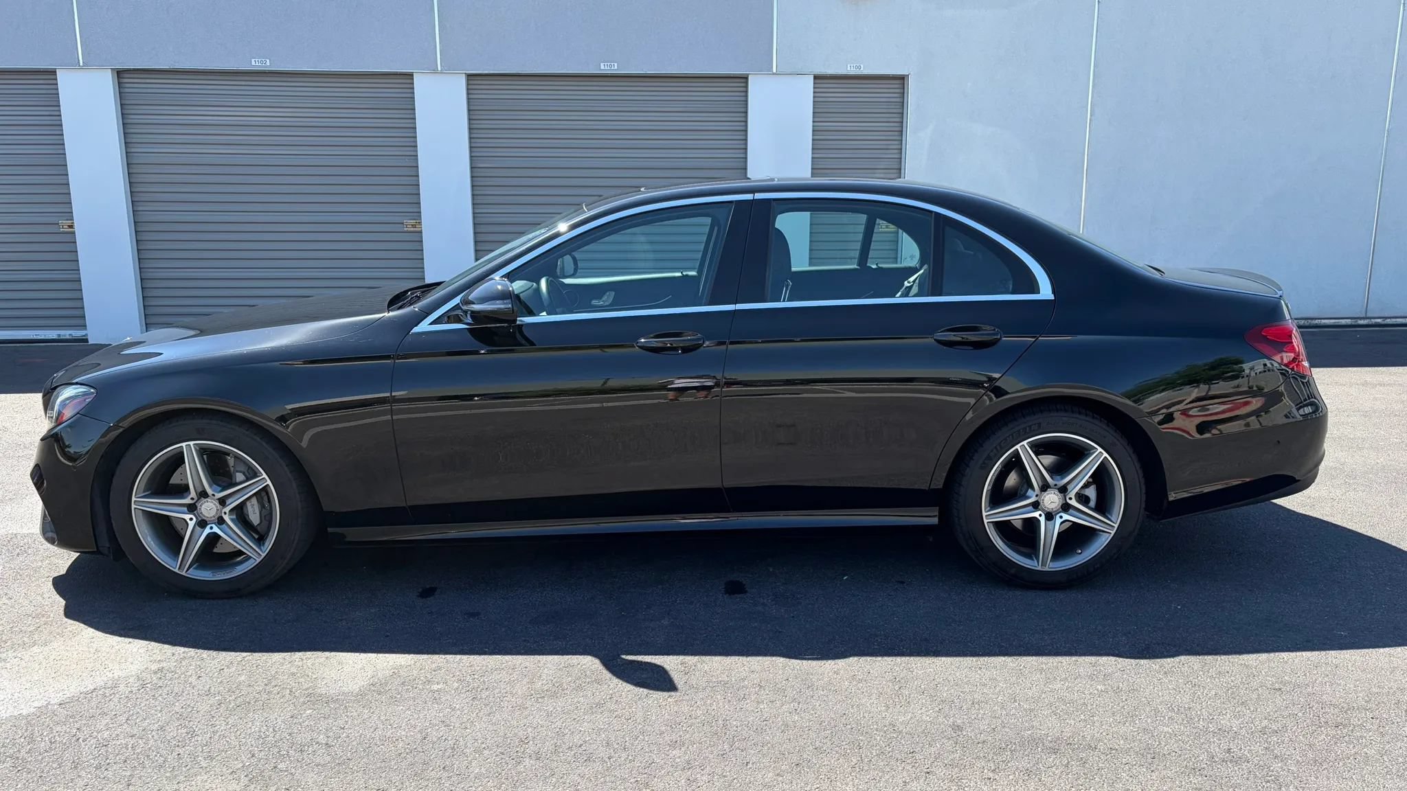 Used 2017 Mercedes-Benz E 300 image 2