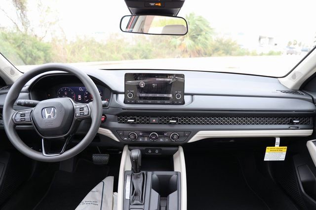 New 2025 Honda Accord SE image 12