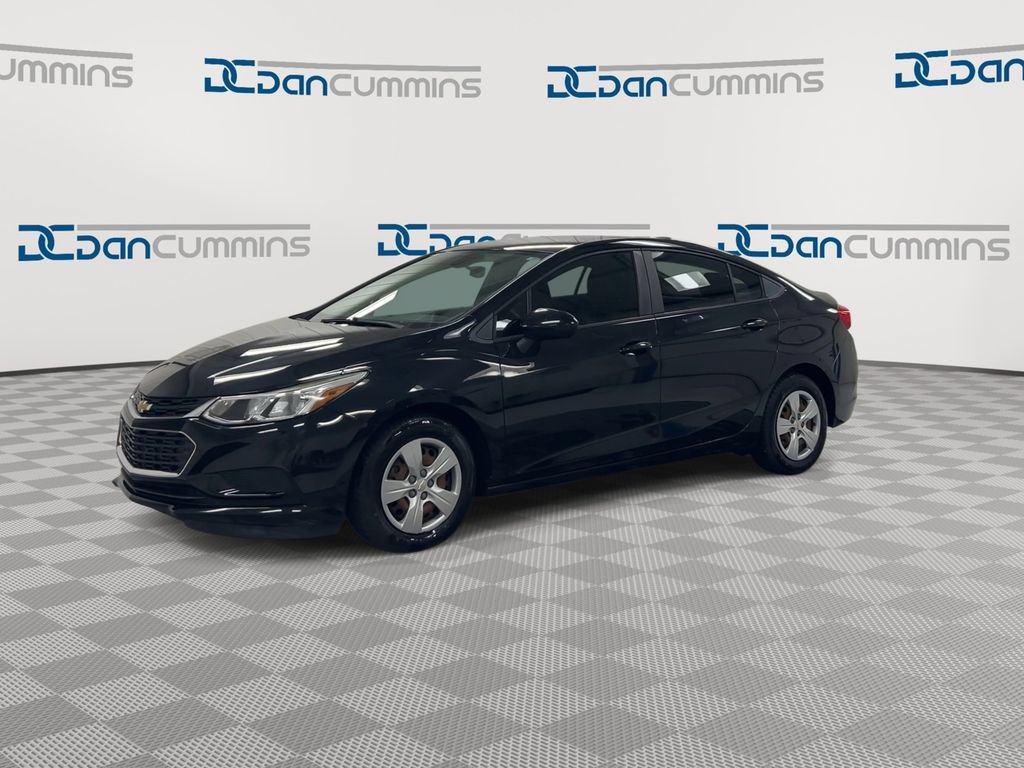 Used 2017 Chevrolet Cruze LS FWD image 4