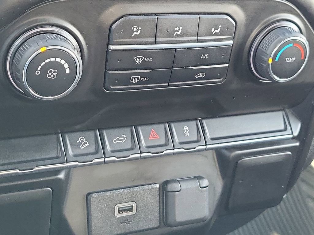 Used 2019 Chevrolet Silverado 1500 Custom Trail Boss w/ Custom Convenience Package AWD/4WD image 39