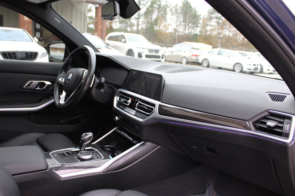 Used 2020 BMW 330i Sedan w/ Convenience Package RWD image 17