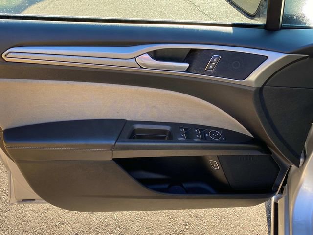 Used 2018 Ford Fusion S image 12