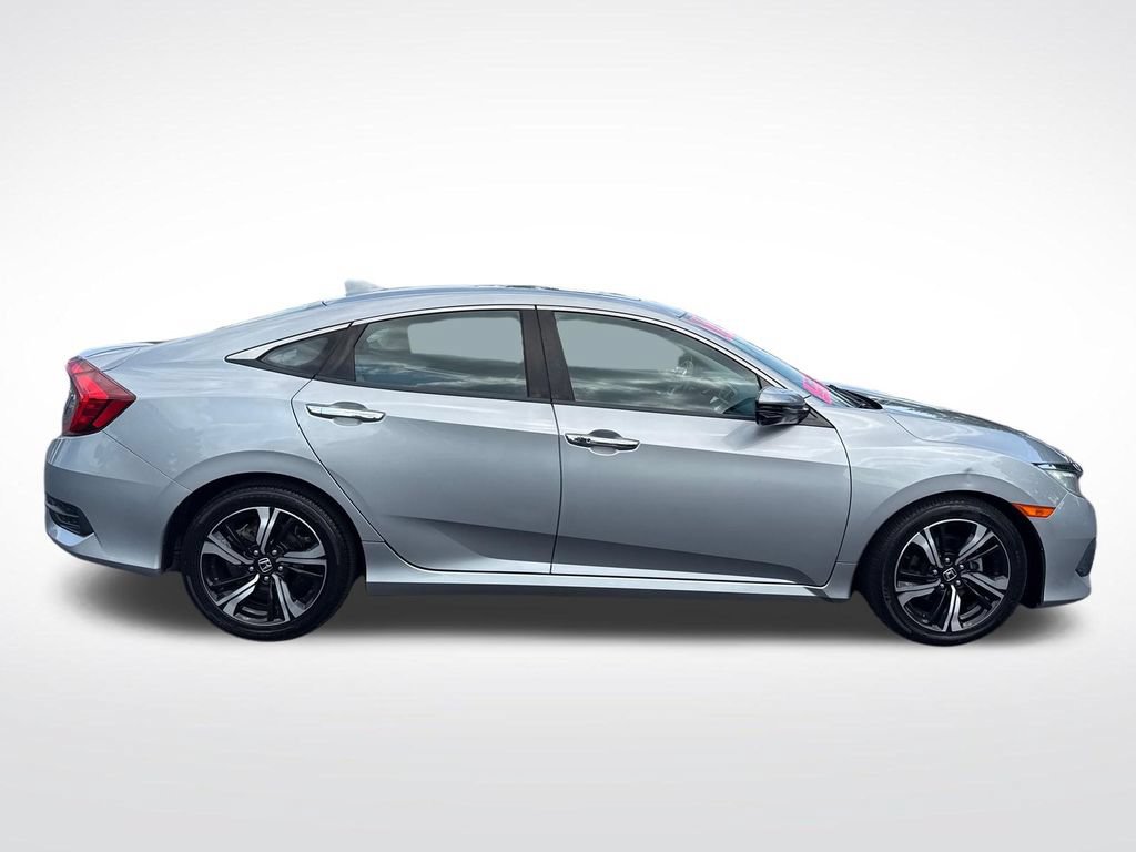 Used 2017 Honda Civic Touring image 6