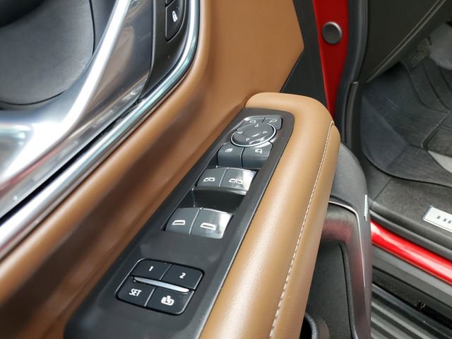 Used 2024 Chevrolet Tahoe High Country AWD/4WD image 15