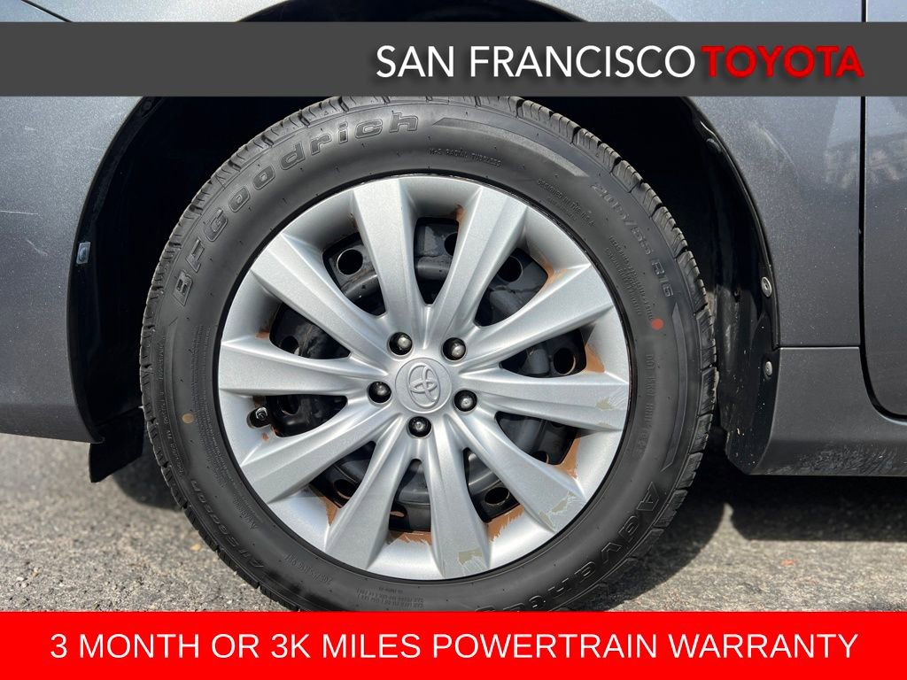 Used 2013 Toyota Corolla LE image 9