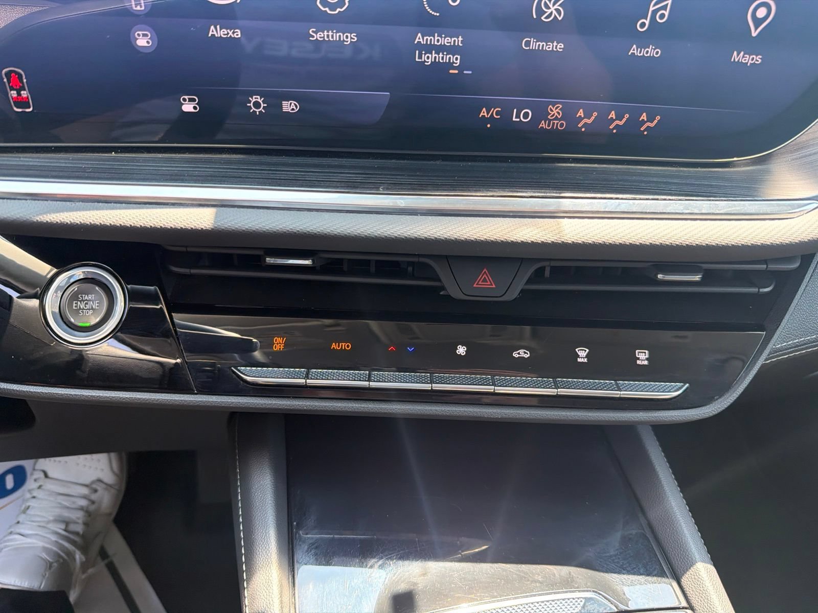 Used 2024 Buick Envision Preferred AWD/4WD image 15