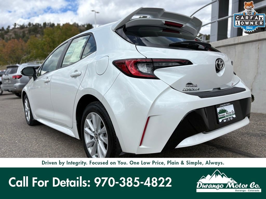 Certified 2025 Toyota Corolla SE w/ SE Package image 5
