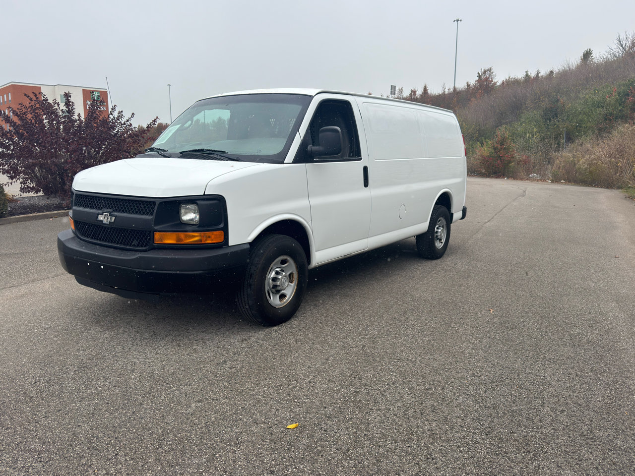 Used 2015 Chevrolet Express 3500 image 7