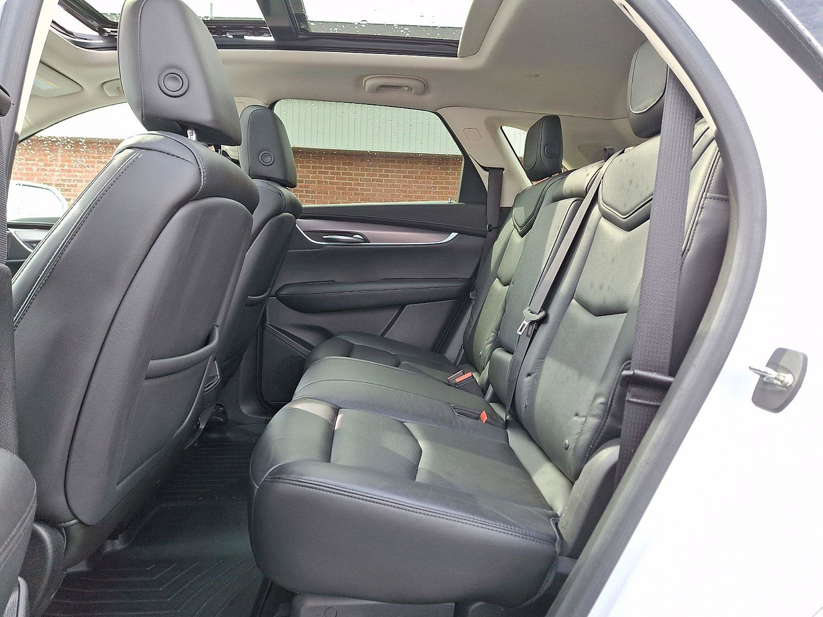 Used 2017 Cadillac XT5 Premium Luxury image 10