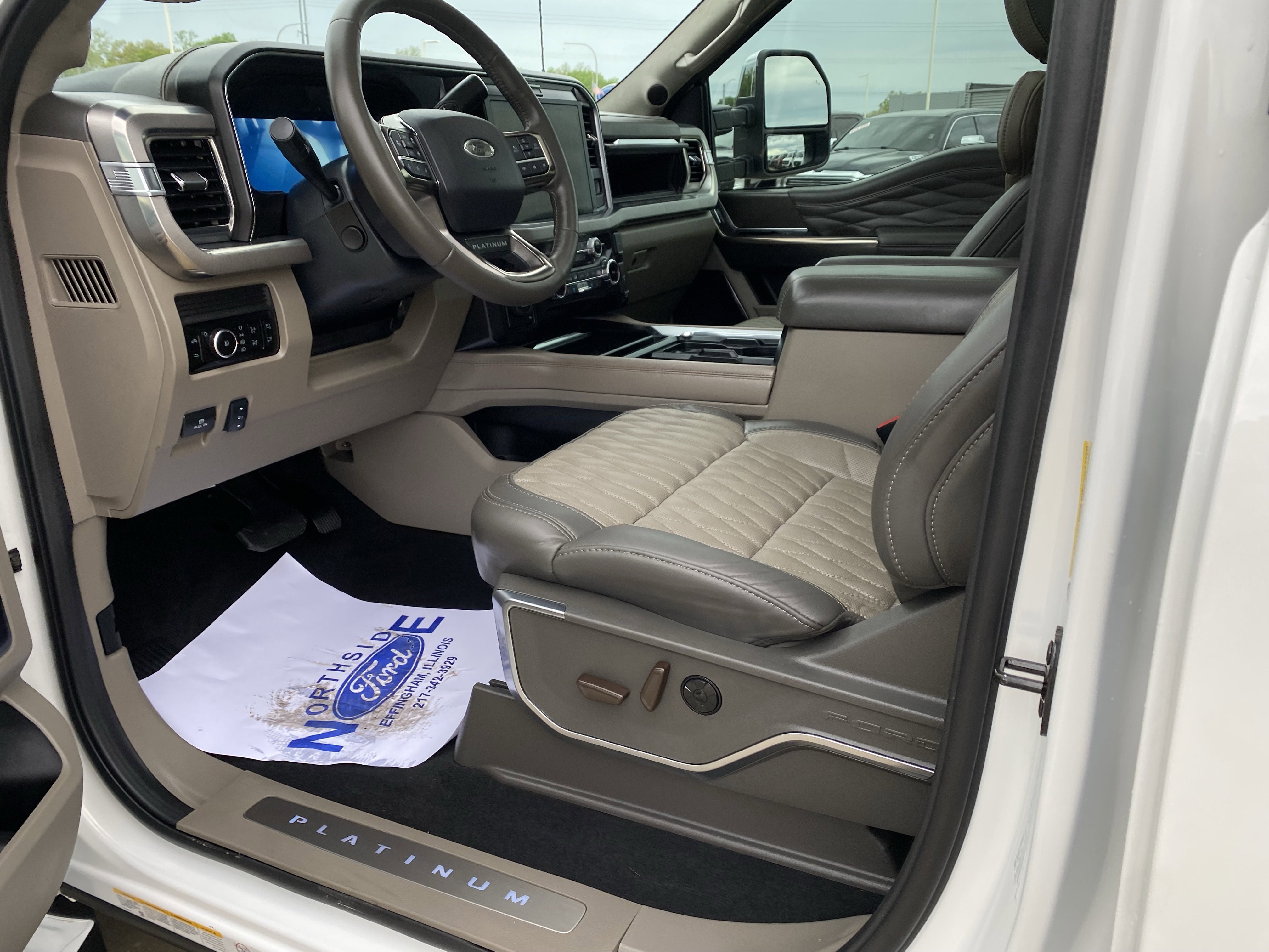 Used 2026 Ford F450 Platinum w/ Platinum Plus Package AWD/4WD image 15