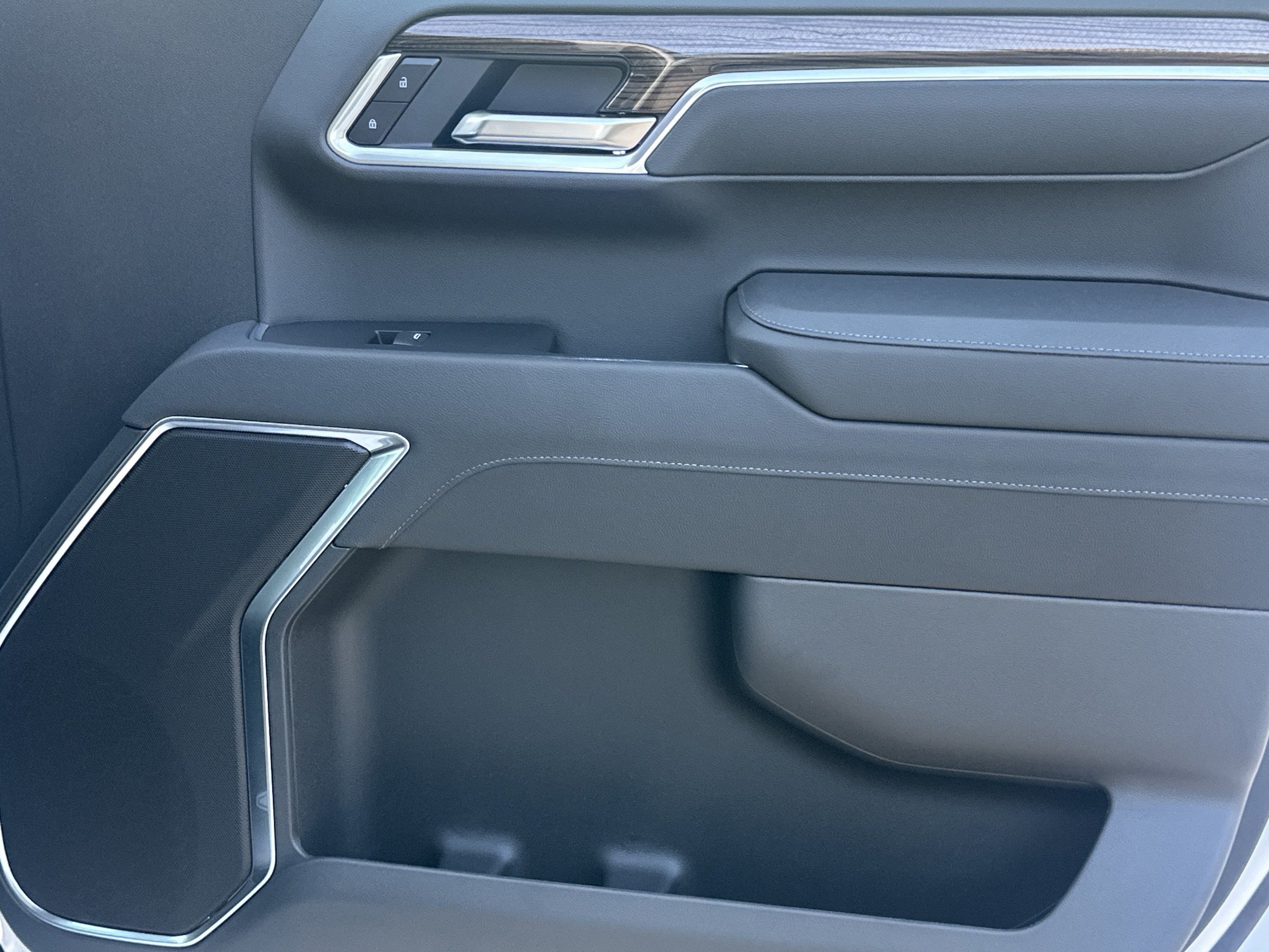 New 2026 Chevrolet Silverado 1500 RST AWD/4WD image 14