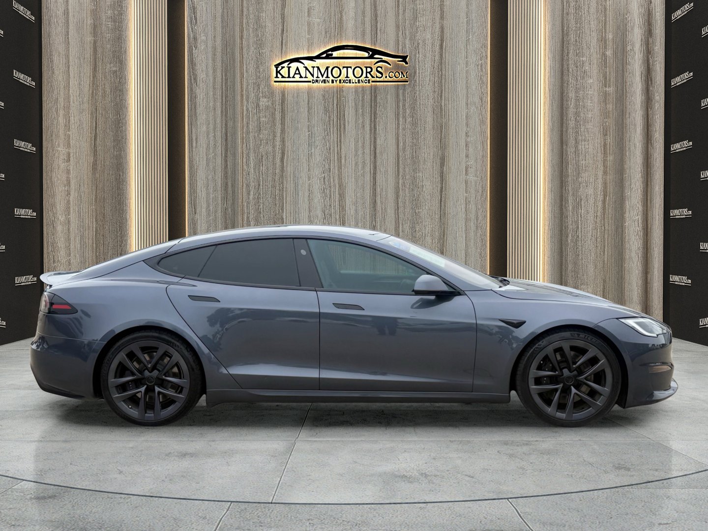 Used 2022 Tesla Model S Plaid AWD/4WD image 13