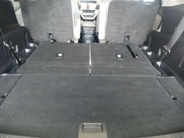 Used 2025 Ford Explorer Active w/ Active Comfort Package image 47