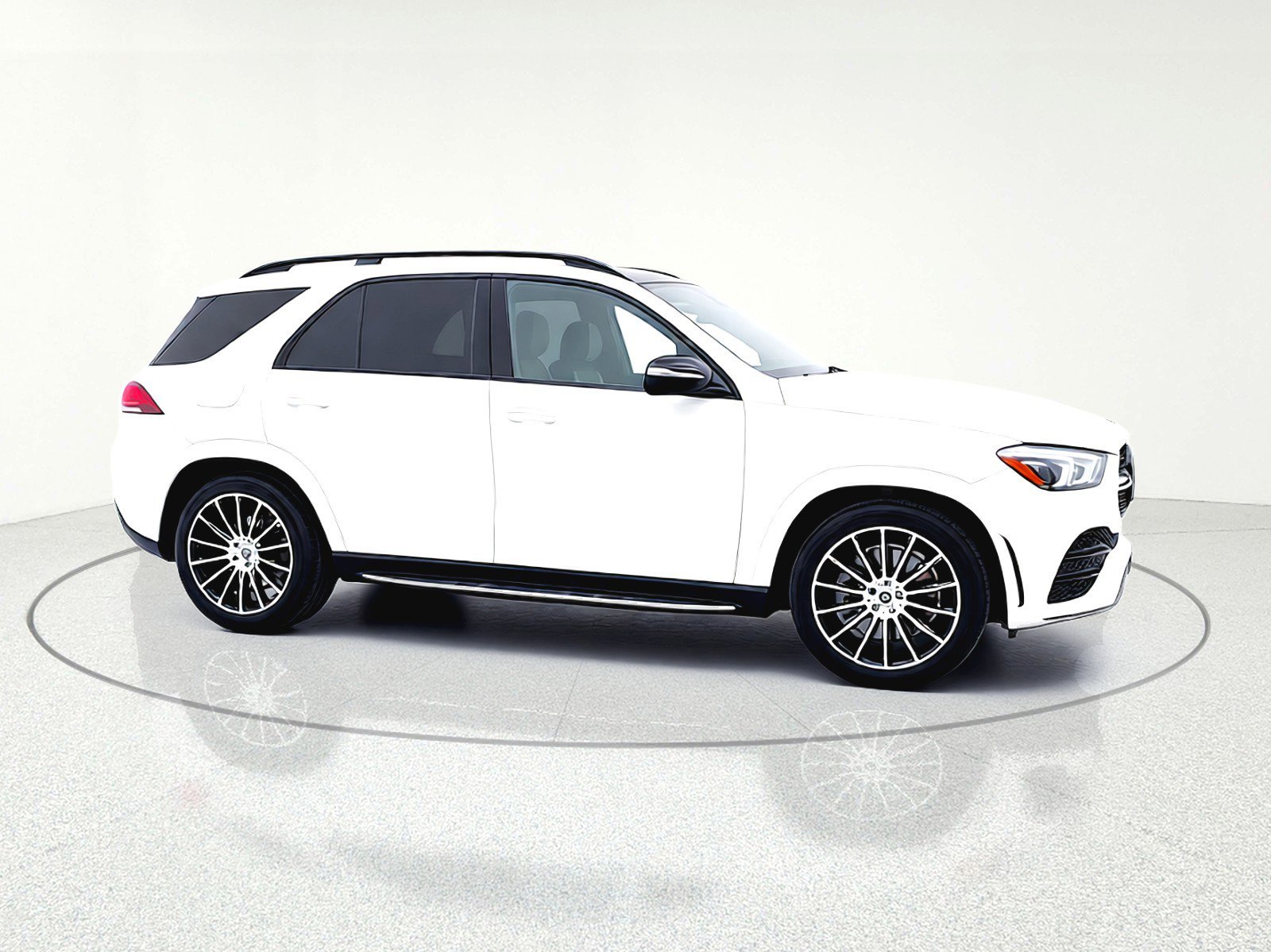 Used 2021 Mercedes-Benz GLE 580 4MATIC image 10