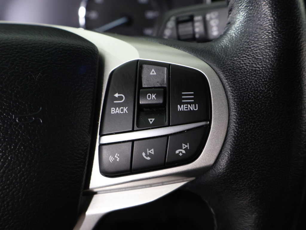Used 2023 Ford Explorer XLT w/ Equipment Group 202A AWD/4WD image 45